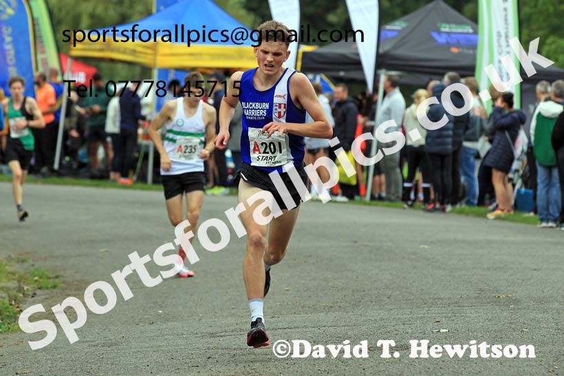 Mens under-17s 2023 Northern 6 and 4 Stage Relays and Youngsters, Birkenhead Park, Wirral.  Photo: David T. Hewitson/Sports for All Pics